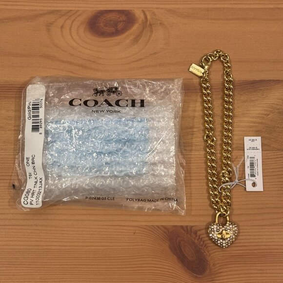 Coach Heart Turnlock Pavé Chain Link Bracelet (Gold/Pink Multi) - NWT - Picture 5 of 9